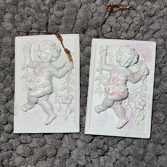 Vintage White Ornate Cherub Angel Pink Shimmer Gold String Set of Ornaments (4) - Picture 9 of 14